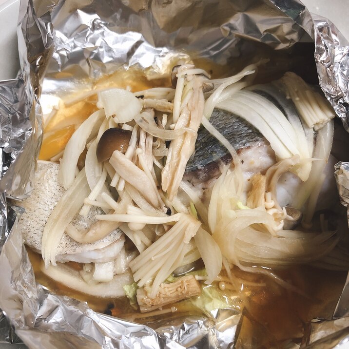 フライパンで タラのバター醤油ホイル焼き レシピ 作り方 By なおのり 楽天レシピ フライパンで タラのバター醤油ホイル焼き レシピ 作り方 By なおのり 楽天レシピ